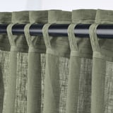 Cortines semitransparents verdes amb capçalera de butxaca de vareta.