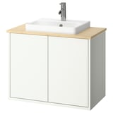 Armari de bany de paret blanc HAVBÄCK, taulell de bambú, lavabo rectangular, estil minimalista modern.