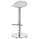 Tamboret de bar ajustable modern gris amb base cromada i seient corbat.