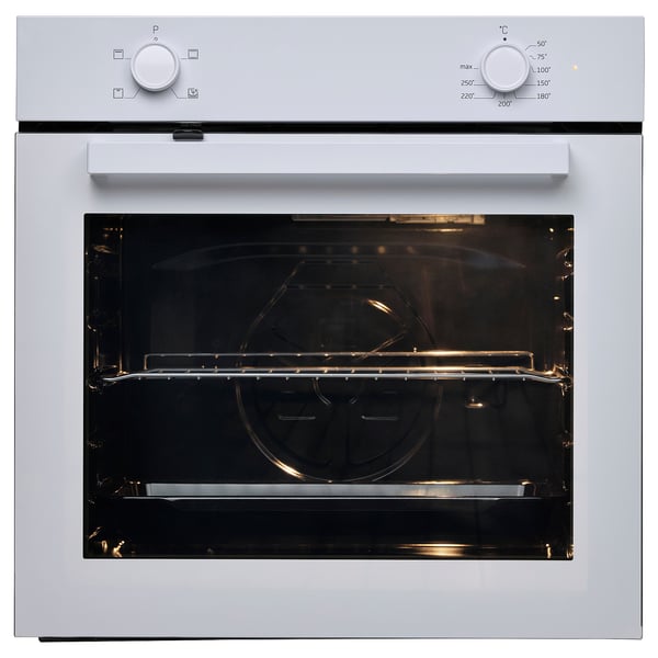 Un forn elèctric blanc amb interior negre, amb elements calefactors superior i inferior, poms de control de temperatura i un pany de seguretat a la porta.
