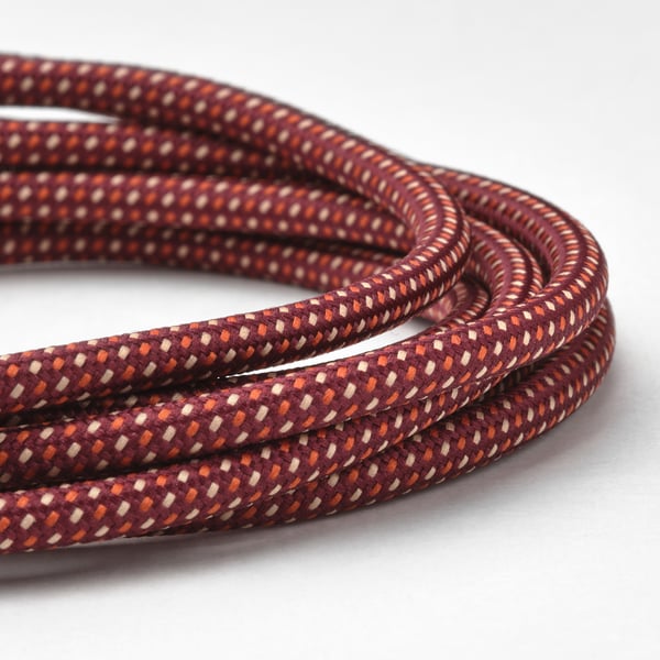 Cable USB granat amb detalls taronja / blanc, durador i sense embolics.