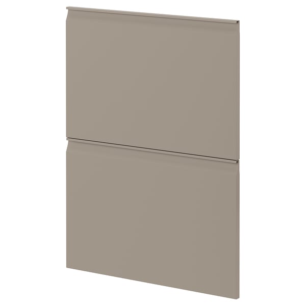 Porta moderna de l'armari de cuina gris-beix amb mànec subtil.