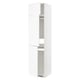 Moble de cuina METOD blanc amb accessoris platejats i prestatges interiors.