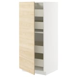 Un armari de cuina METOD blanc amb portes askersund amb estampat de fusta de freixe clar i prestatges regulables.