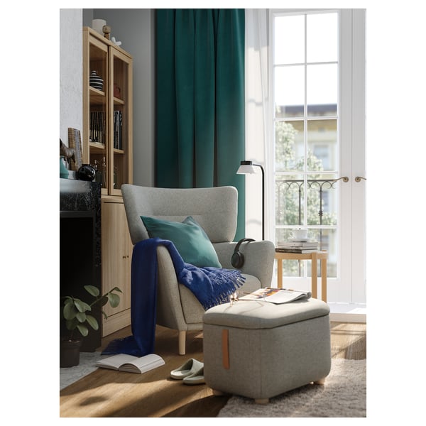 OSKARSHAMN Butaca d'orelles amb reposapeus, Tibbleby beix/gris