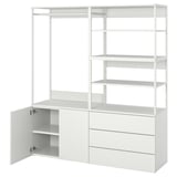 Moble d'emmagatzematge modular PLATSA blanc prestatgeries i armaris oberts amb peus regulables, construcció d'acer i tauler de partícules.