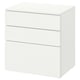 Una calaixera SMÅSTAD blanca per a nens, amb tres calaixos poc profunds en un disseny minimalista i rectangular amb vores llises per facilitar l'accés.