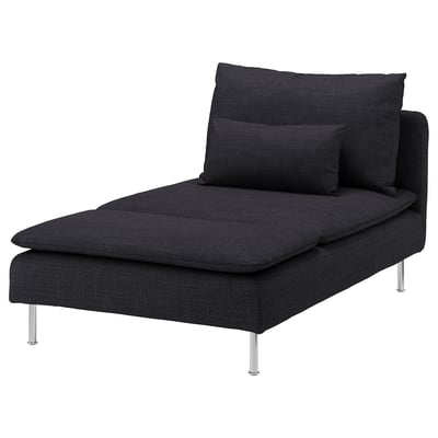 Chaise longue SÖDERHAMN: cadira moderna de tela negra amb dos coixins, potes primes, seient profund per a més comoditat.