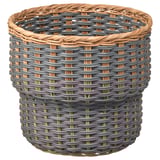 Cistella de canya, gris i beix, forma cilíndrica, disseny teixit.