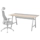 Configuració moderna d'oficina a casa grisa amb cadira ergonòmica de malla i escriptori rectangular.