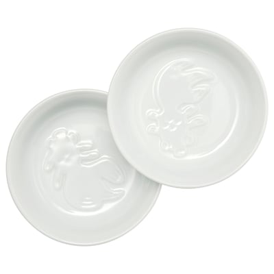 Two white circular FÖSSTA sauce dishes with goldfish designs, perfect for serving sauces and snacks.