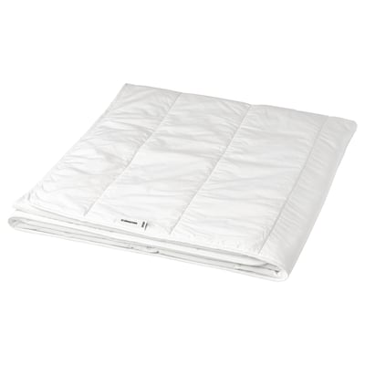 A white STJÄRNSTARR duvet with a plain weave, designed for cool, comfortable sleep.