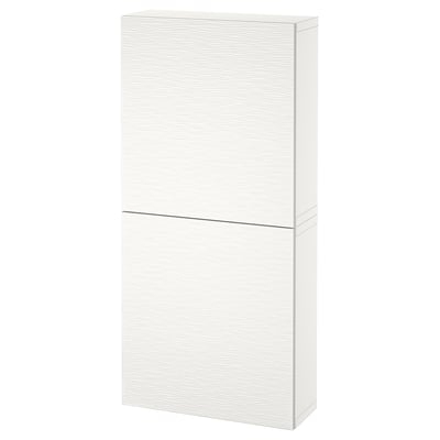 Muestra un armario de pared blanco BESTÅ con dos puertas, un diseño elegante y la función de cierre suave o apertura a presión.