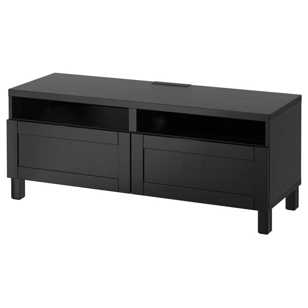 Mueble de tv BESTÅ negro: moderno, rectangular, con cajones y estantes abiertos, diseño minimalista.