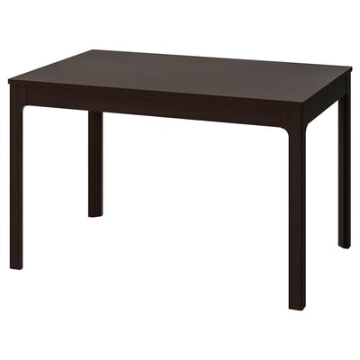 Esta imagen muestra una mesa de comedor rectangular EKEDALEN de color marrón oscuro con tapa de madera y patas robustas.