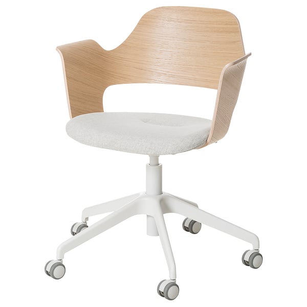 Silla de oficina FJÄLLBERGET de madera clara con tela blanca, ajustable, de cinco ruedas.