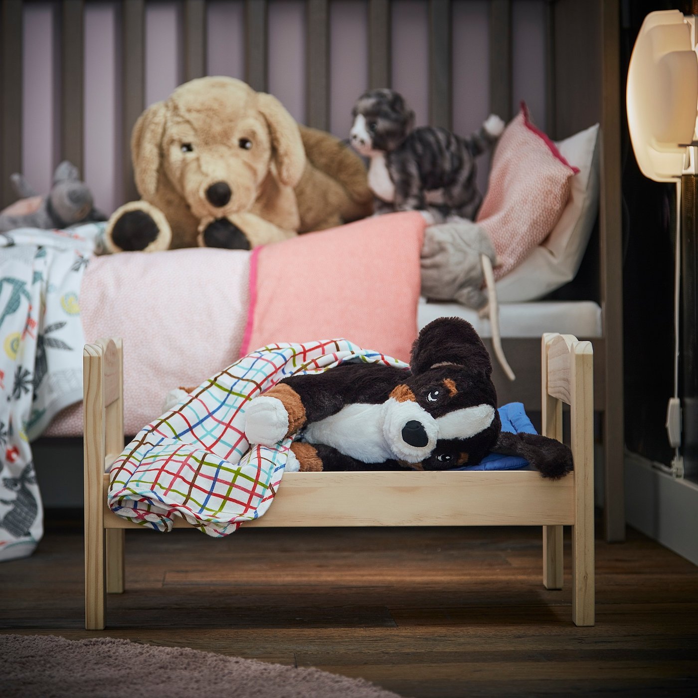 peluche perro salchicha ikea