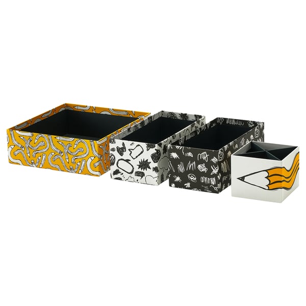 Cuatro cajas de almacenamiento coloridas y estampadas en amarillo, blanco y negro; Diseñado con formas abstractas, perfecto para organizar artículos.