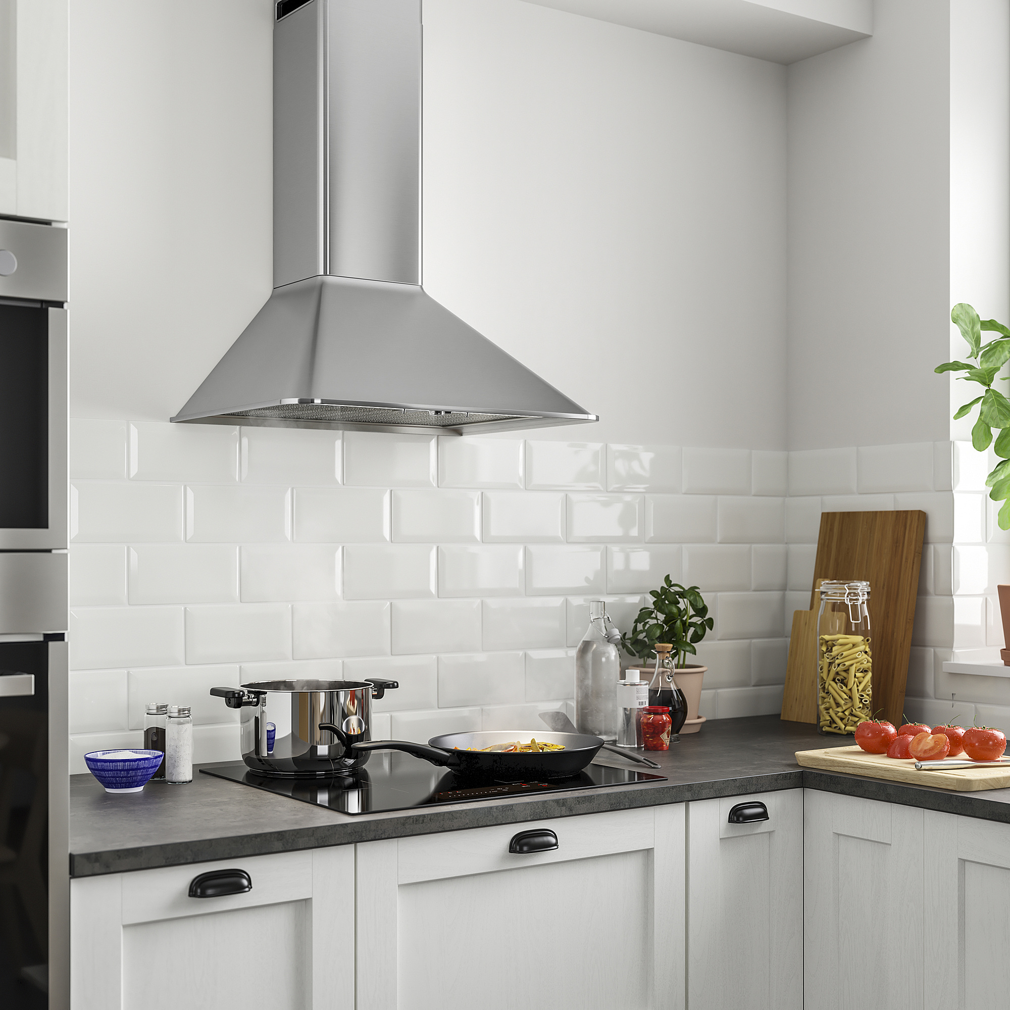 Cocina moderna con gran campana extractora MATTRADITION, acero inoxidable, estufa de gas debajo y encimera de madera con artículos.