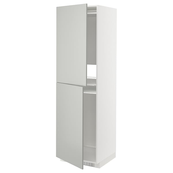 Mueble METOD blanco con puertas havstorp gris claro, diseño elegante y moderno.