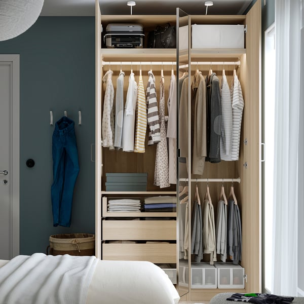 PAX / FORSAND/ÅHEIM Combinación armario, roble tinte blanco/espejo, 125x60x236 cm