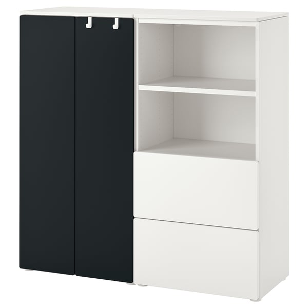Armario infantil SMÅSTAD de Ikea - blanco/negro, cajones, estantes, puerta de pizarra.
