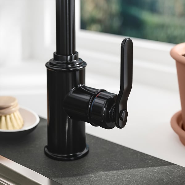 TAKSJÖN Grifo de cocina monomando, negro