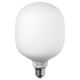 Bombilla led blanca esmerilada de Ikea TRÅDFRI, forma de cristal esférico para una iluminación inteligente.