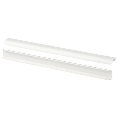 Bi BILLSBRO kirten zuri, dotore eta minimalistak, bata bestearen ondoan hautsez estalitako aluminioz eginak.