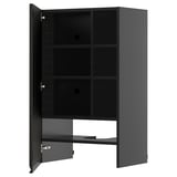 METOD armairu bat, gris ilunez irekia, hiru apal estugarri eta kaxoi bat dituena. Diseinu dotore eta modernoa du, akabera beltz mate batekin.