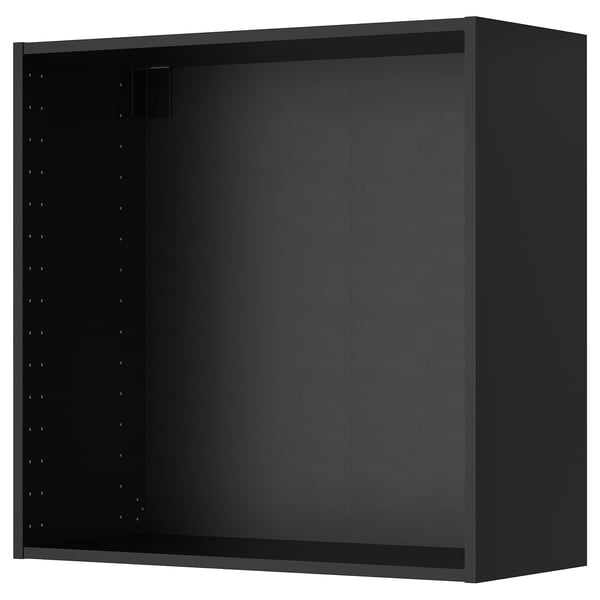 Irudi honek IKEA sukalde-sistemako horma METOD beltzeko armairu bat erakusten du, hormaren espazioa maximizatzeko eta biltegiratutako artikuluetarako sarbide erraza emateko diseinatua.