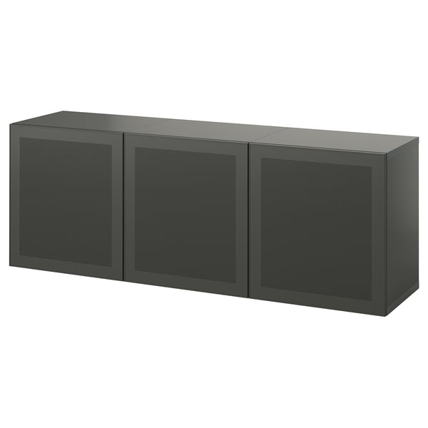 Un sideboard BESTÅ gris escuro con tres portas de malla, que ofrece almacenamento moderno e elegante.