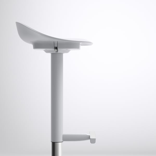 A imaxe mostra unha cadeira JANINGE moderna e axustable, destacando un deseño elegante, materiais duradeiros e axuste de altura fácil de usar.