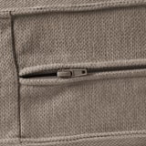 Primeiro plano de cremalleira de sofá beige texturizada, mostrando materiais de calidade e artesanía.