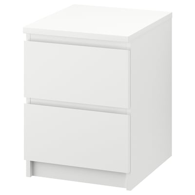 White MALM nightstand. Deseño limpo e moderno con dous caixóns de funcionamento suave.