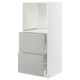 Esta imaxe mostra unha unidade de cociña moderna ikea METOD branca e gris clara con caixóns abertos.
