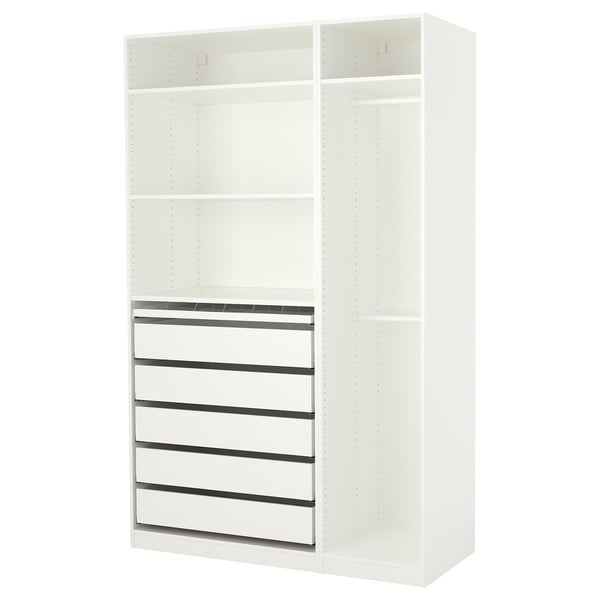 Armario branco ikea PAX con caixóns e estantes.