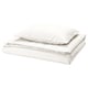 PILTANDVINGE, conxunto de roupa de cama branca, tecido liso, forma de rectángulo, deseño sinxelo, materiais 100% reciclados.