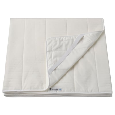 Un protector de colchón branco ROSENVIAL. O seu rectangular con esquinas elásticas, cun deseño suave e quilted. Feito de poliéster e nylon reciclados.