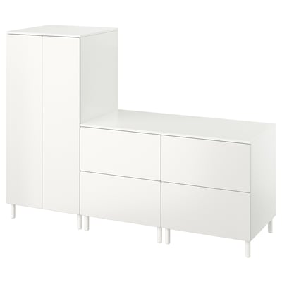 Unha unidade de almacenamento branca para nenos, SMÅSTAD, que combina un armario e unha cofre con caixóns.