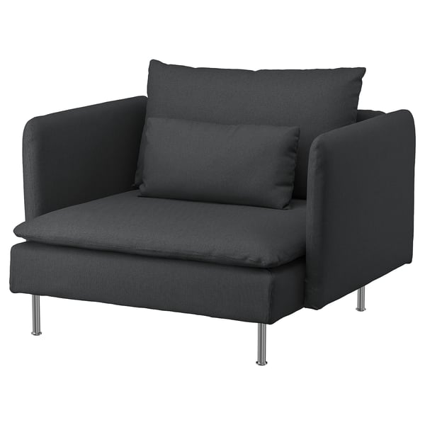 Cadeira de brazos SÖDERHAMN gris escuro con coxíns con patrón de ondas, asentos profundos e pernas altas.