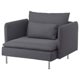 Unha cadeira de brazos gris SÖDERHAMN con coxíns, cun deseño moderno e pernas de aceiro inoxidable.