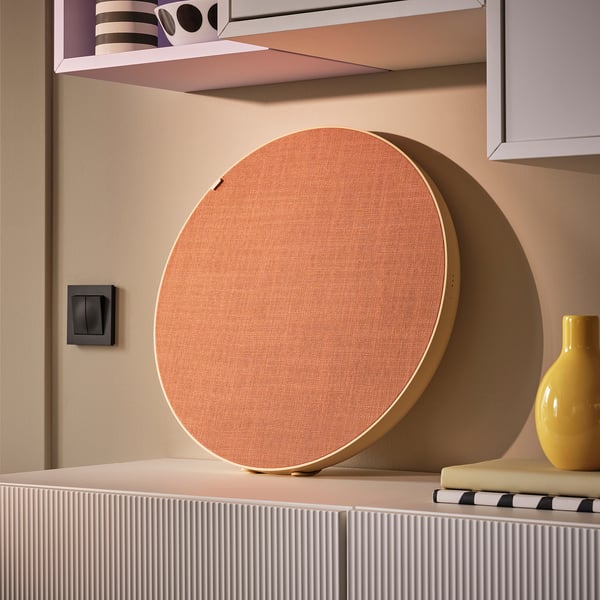 SOLSKYDD Altofalante con Bluetooth, beixe, 45 cm