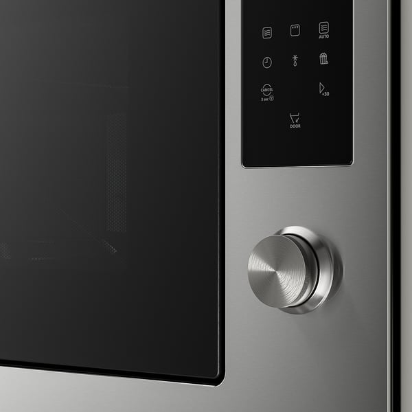 Microondas moderno negro e prata con panel de control.