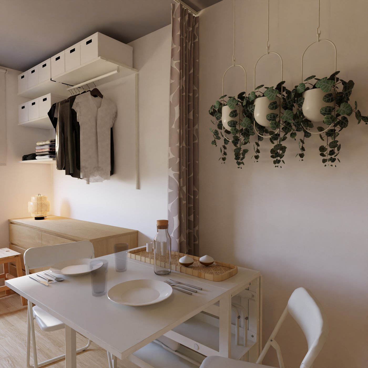 gedeckter Klapptisch mit Kunstpflanzen an der Wand und Kleideraufbewahrung im Hintergrund.