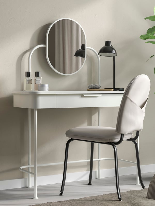 A white GRÅFJÄLLET dressing table
