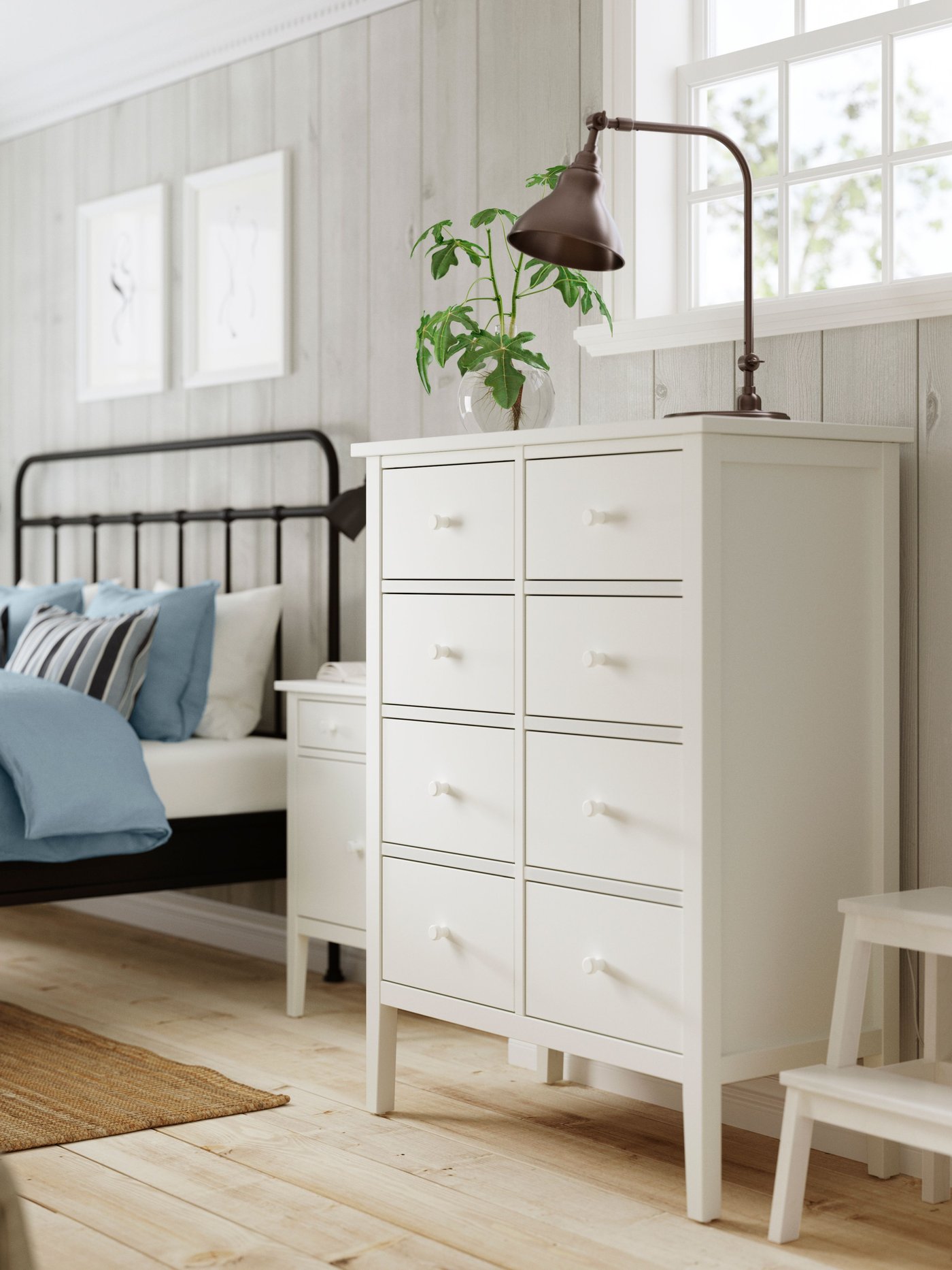A white/anchor/unlock-function GULLABERG chest of 8 drawers