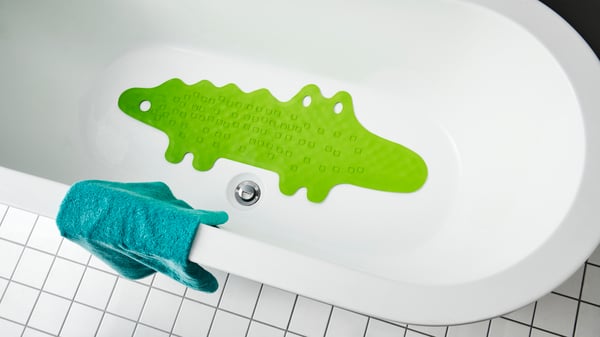 Una alfombra de bañera PATRULL verde cocodrilo