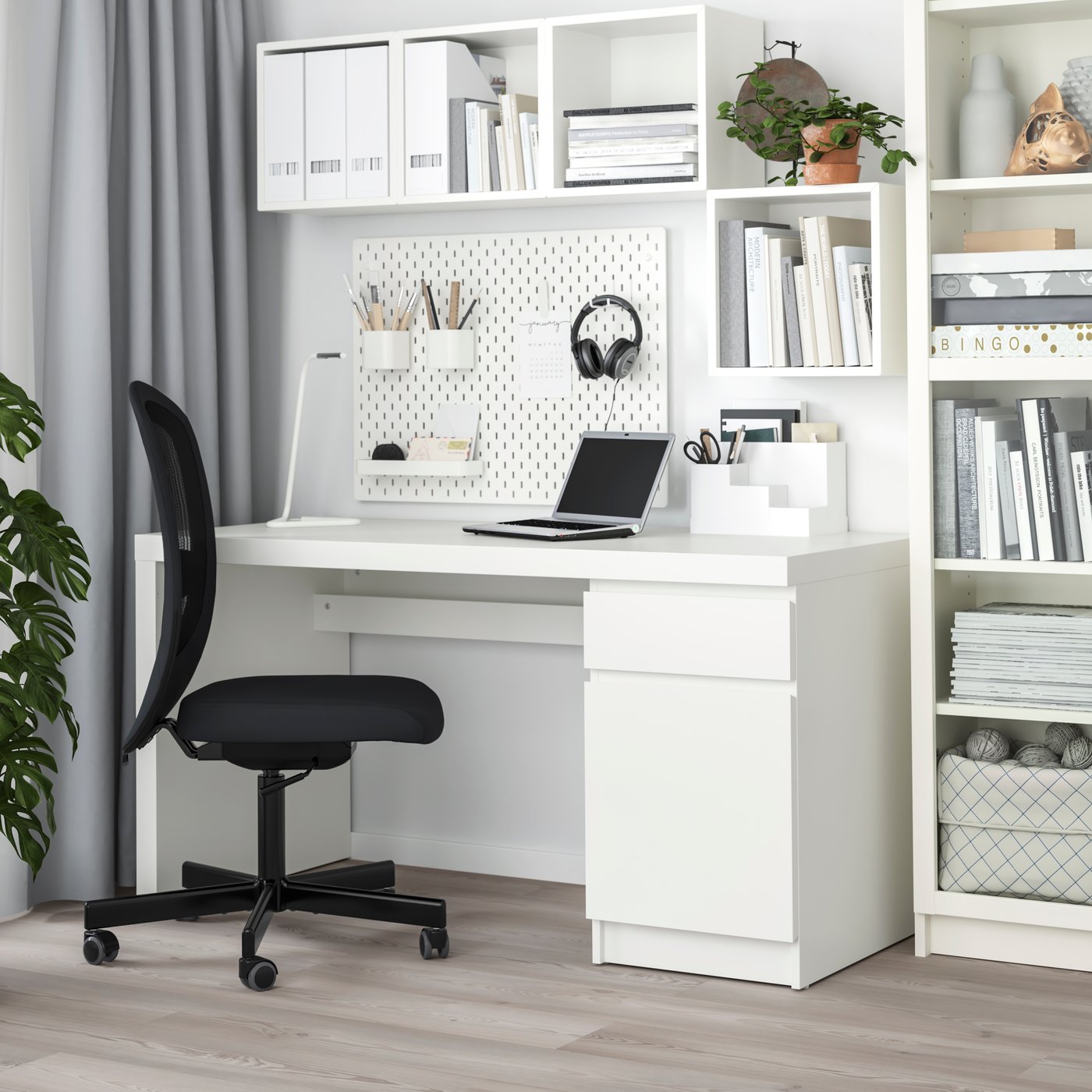 A white MALM desk