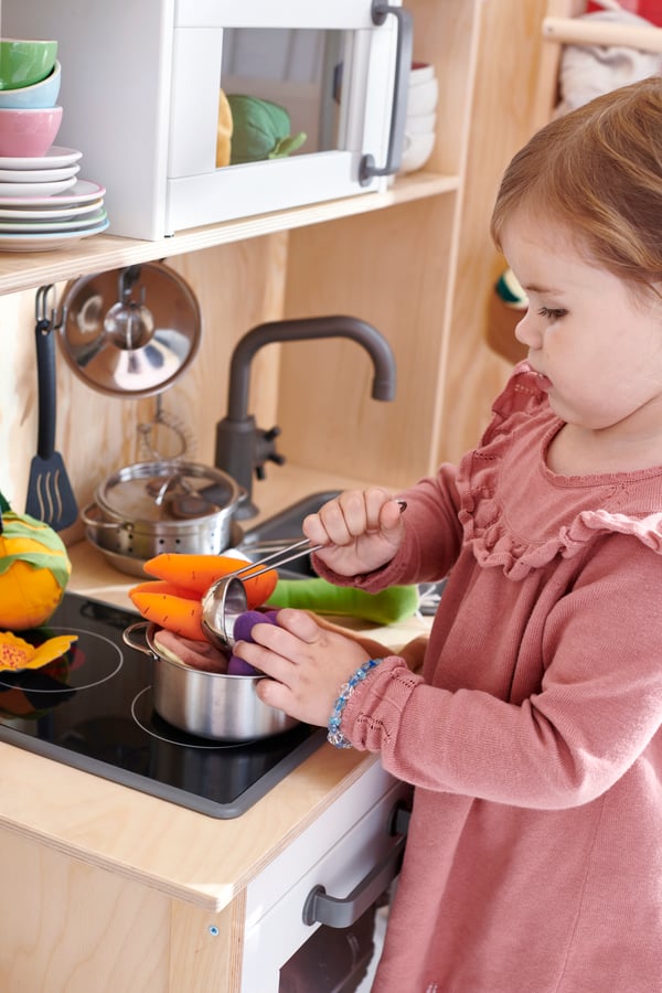 A stainless steel colour DUKTIG 5-piece toy cookware set